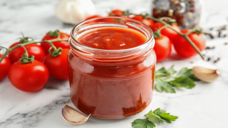 تصویر 1 از رب گوجه فرنگی فامیلا با ترکیب متعادل برای آشپزی خانگی